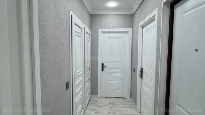 Satılır 2 otaqlı Mənzil Köhnə tikili 65 m² Yeni Yasamal - şəkil 12