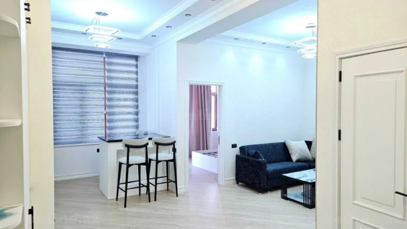 Kirayə verilir 2 otaqlı Mənzil Yeni tikili 60 m² İçərişəhər m. - şəkil 2