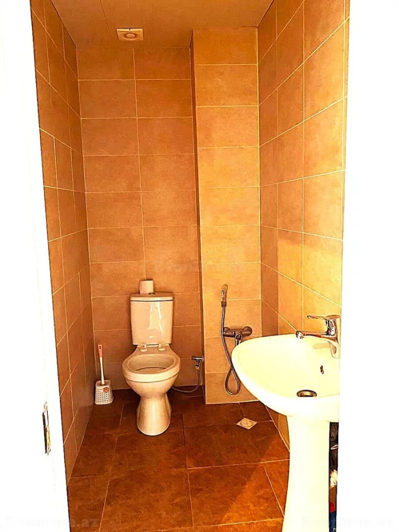 Kirayə verilir Ofis 70 m² 28 May m. - şəkil 10