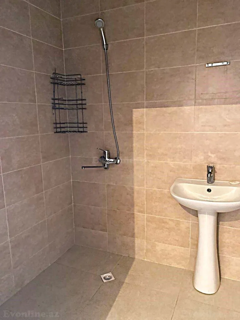 Kirayə verilir Ofis 70 m² 28 May m. - şəkil 11