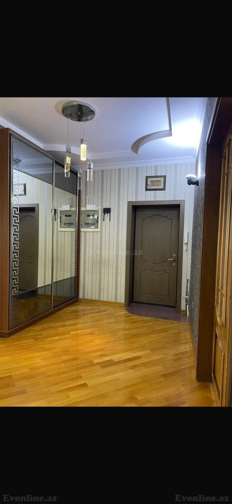 Satılır 3 otaqlı Mənzil Yeni tikili 125 m² 9-cu mikrorayon