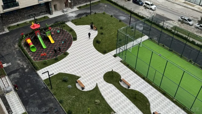 Satılır 3 otaqlı Mənzil Yeni tikili 121.3 m² 28 May m. - şəkil 2