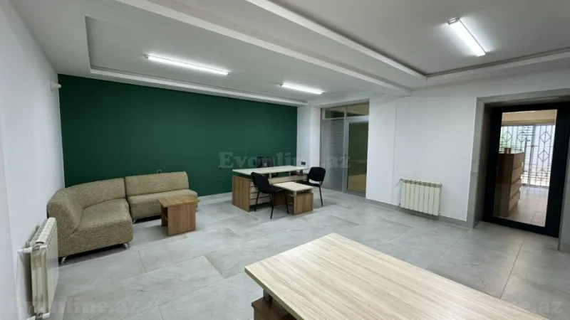 Kirayə verilir Ofis 105 m² Elmlər Akademiyası m.