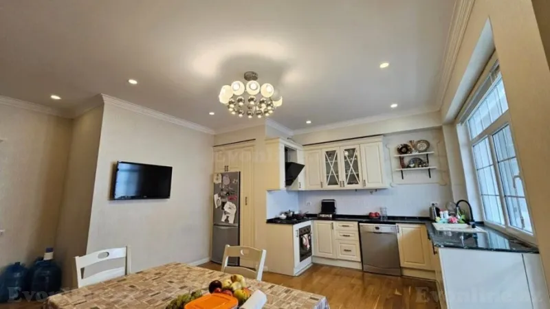Satılır 4 otaqlı Mənzil Yeni tikili 212 m² 20 Yanvar m. - şəkil 13