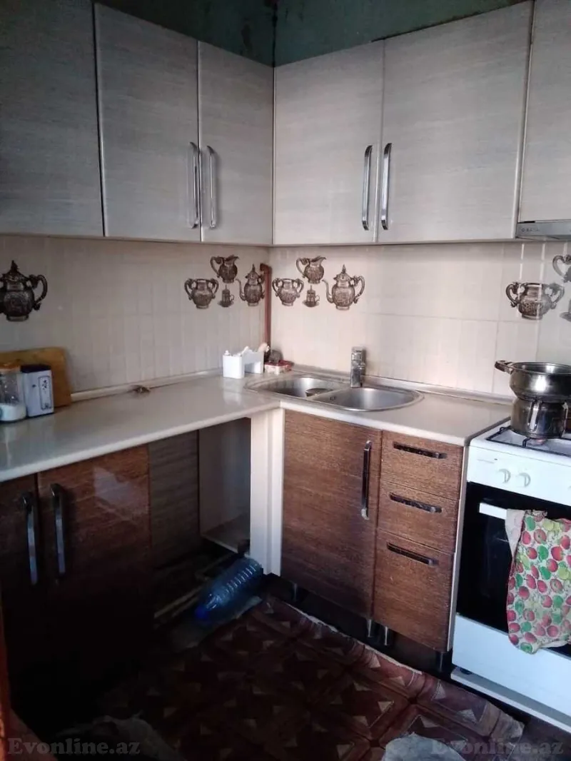 Satılır 4 otaqlı Mənzil Köhnə tikili 105 m² Nərimanov r. - şəkil 6