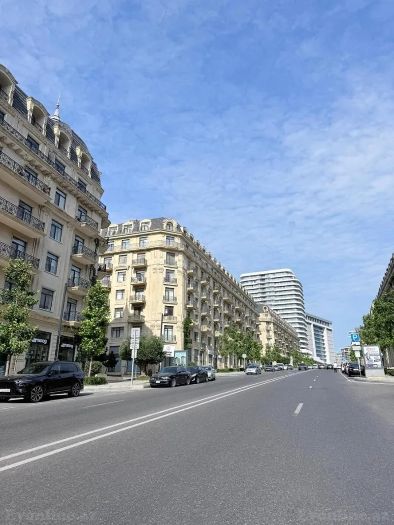 Satılır 3 otaqlı Mənzil Yeni tikili 145 m² Xətai r.