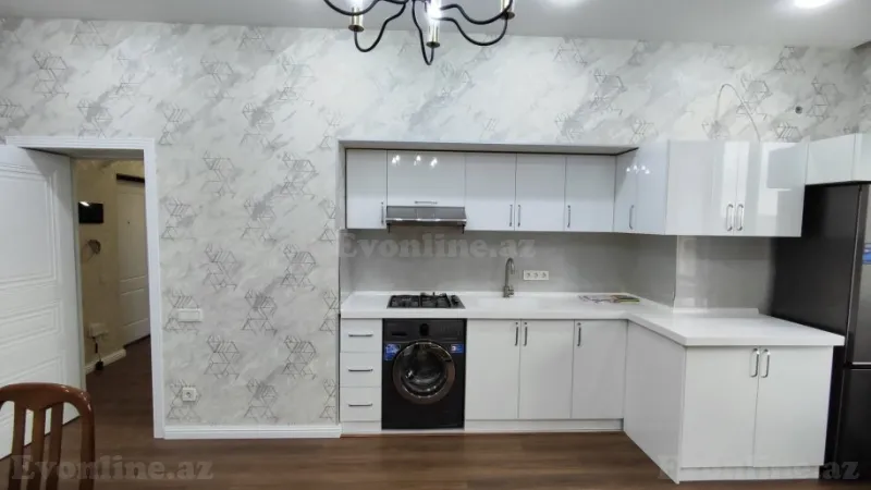 Kirayə verilir 3 otaqlı Mənzil Yeni tikili 88 m² Elmlər Akademiyası m.