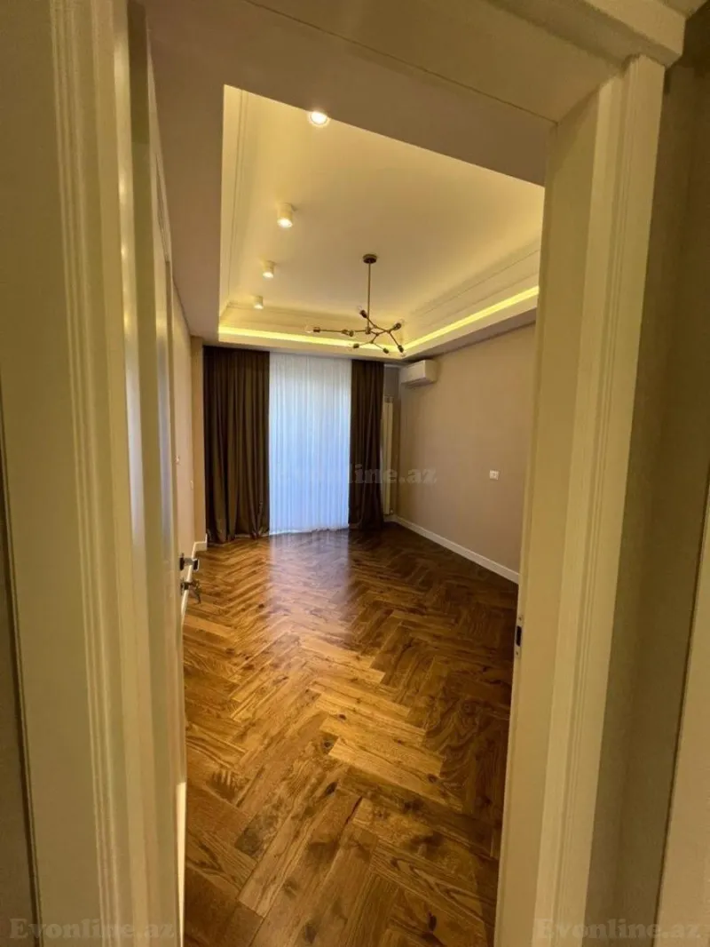 Satılır 4 otaqlı Mənzil Yeni tikili 230 m² Elmlər Akademiyası m. - şəkil 4