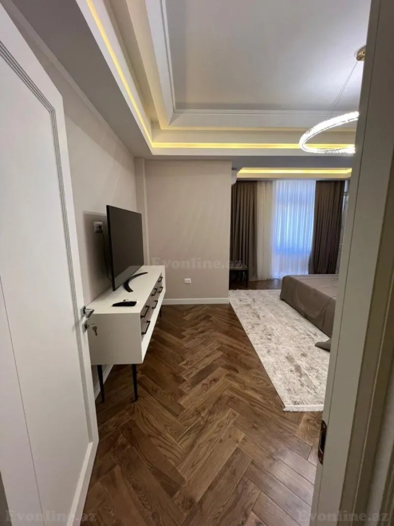 Satılır 4 otaqlı Mənzil Yeni tikili 230 m² Elmlər Akademiyası m. - şəkil 10