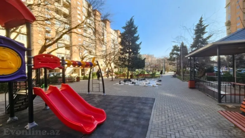 Satılır 1 otaqlı Mənzil Köhnə tikili 50 m² Suraxanı r. - şəkil 4