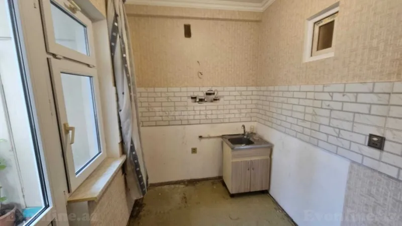 Satılır 1 otaqlı Mənzil Köhnə tikili 50 m² Suraxanı r. - şəkil 9