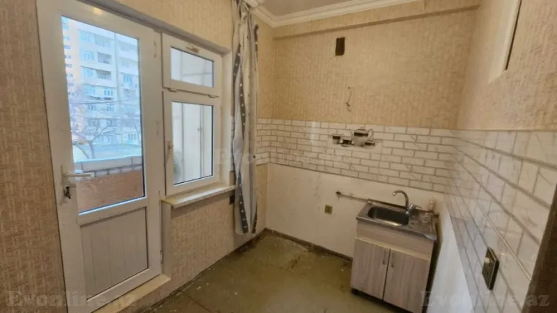 Satılır 1 otaqlı Mənzil Köhnə tikili 50 m² Suraxanı r. - şəkil 14