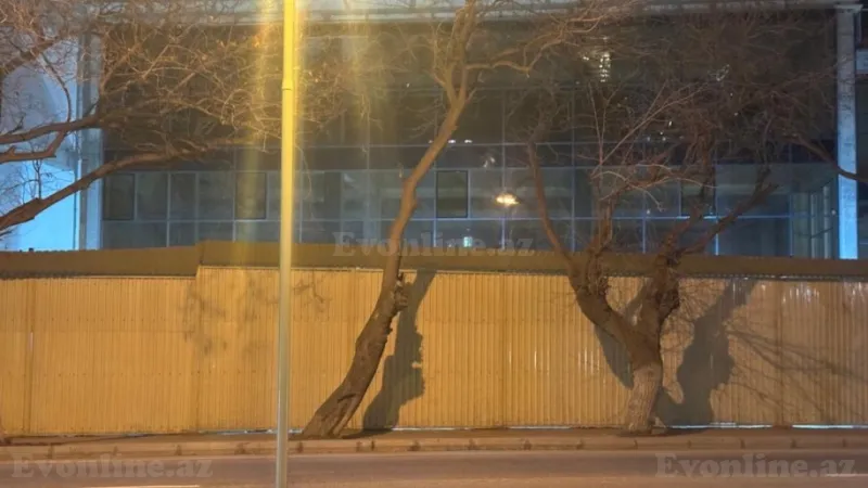 Satılır Obyekt 200 m² 28 May m.