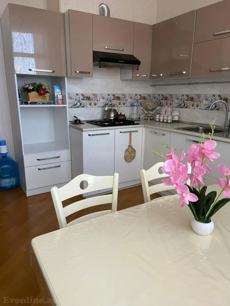Kirayə verilir 2 otaqlı Mənzil Yeni tikili 90 m² Nəriman Nərimanov m. - şəkil 3