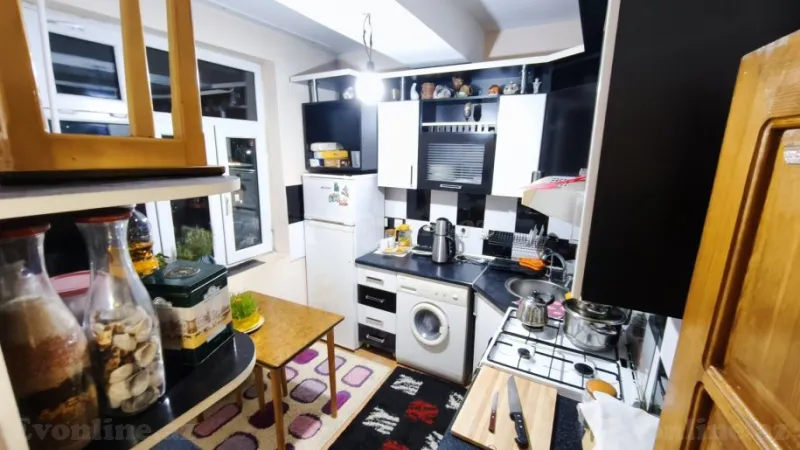 Satılır 2 otaqlı Mənzil Köhnə tikili 45 m² Bakmil m. - şəkil 4