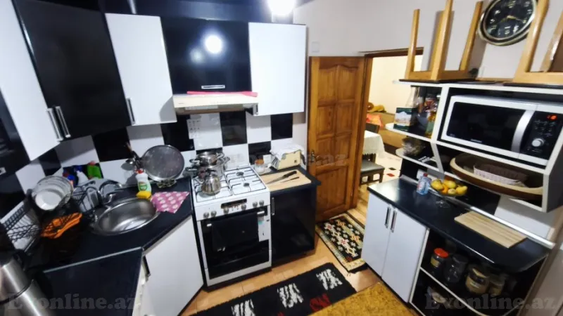 Satılır 2 otaqlı Mənzil Köhnə tikili 45 m² Bakmil m. - şəkil 5