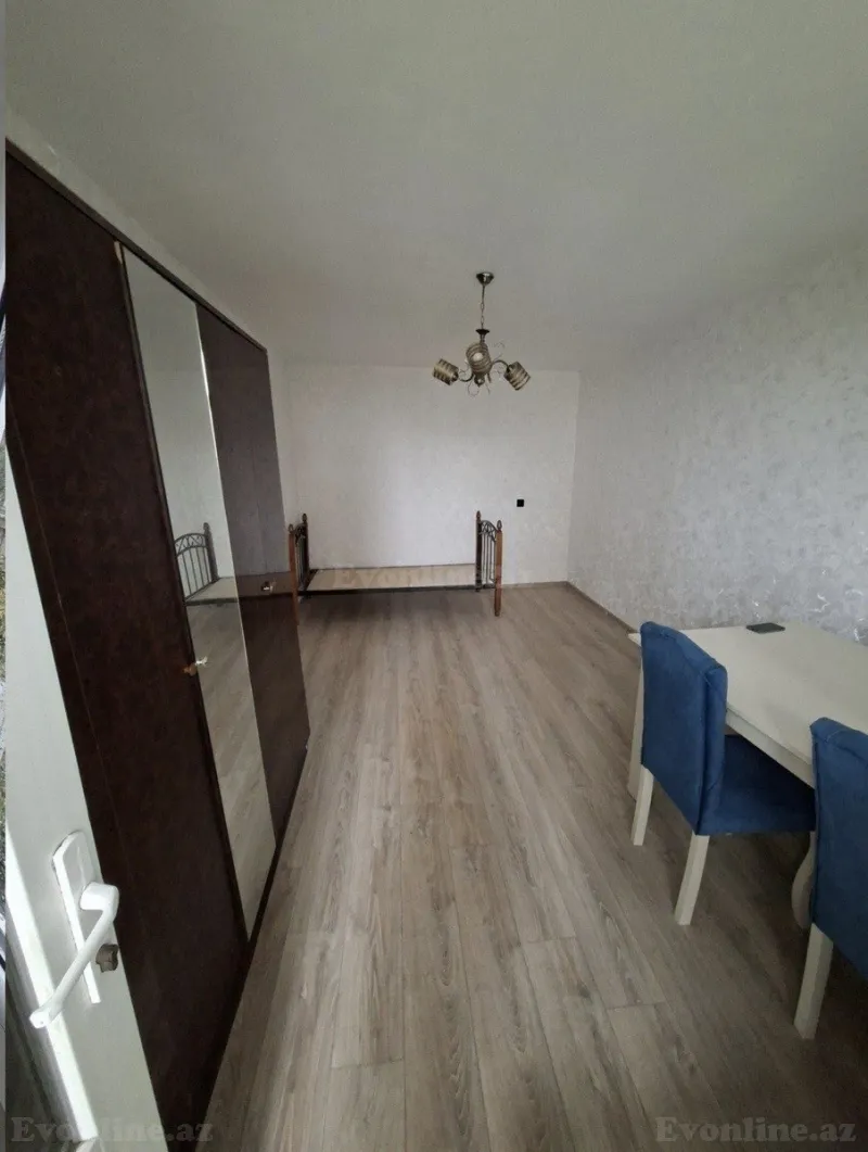 Satılır 2 otaqlı Mənzil Köhnə tikili 33 m² İnşaatçılar m. - şəkil 3