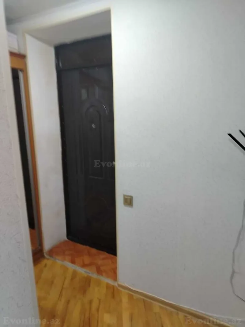 Satılır 1 otaqlı Mənzil Köhnə tikili 30 m² İnşaatçılar m. - şəkil 4