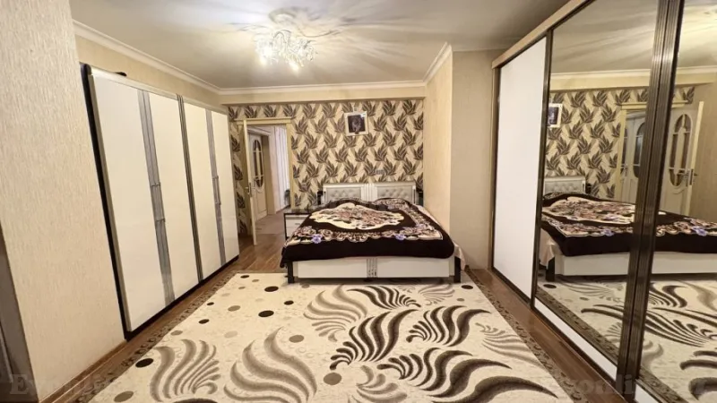 Satılır 5 otaqlı Mənzil Yeni tikili 250 m² Gənclik m. - şəkil 5