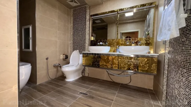 Satılır 5 otaqlı Mənzil Yeni tikili 250 m² Gənclik m. - şəkil 13