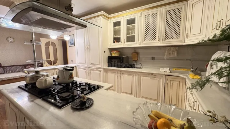 Satılır 5 otaqlı Mənzil Yeni tikili 250 m² Gənclik m. - şəkil 17