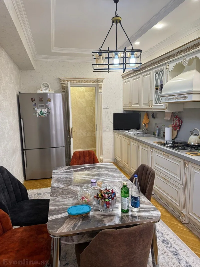 Satılır 3 otaqlı Mənzil Yeni tikili 135 m² Nərimanov r. - şəkil 6