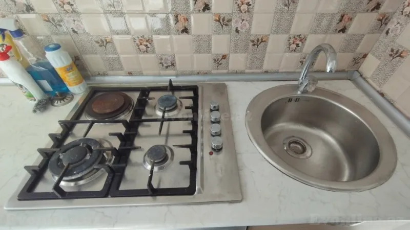 Kirayə verilir 2 otaqlı Mənzil Köhnə tikili 45 m² Xırdalan - şəkil 3