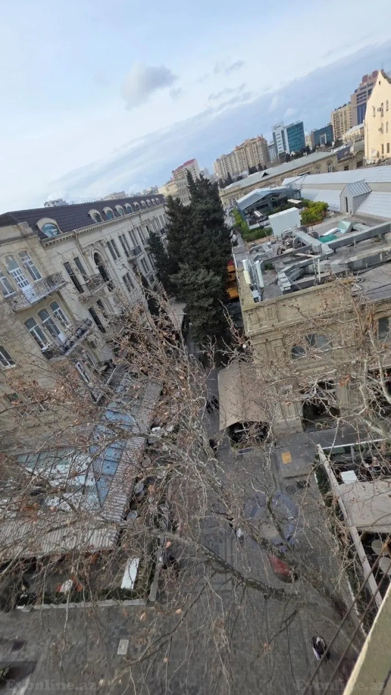 Satılır 2 otaqlı Mənzil Köhnə tikili 60 m² Sahil m. - şəkil 12