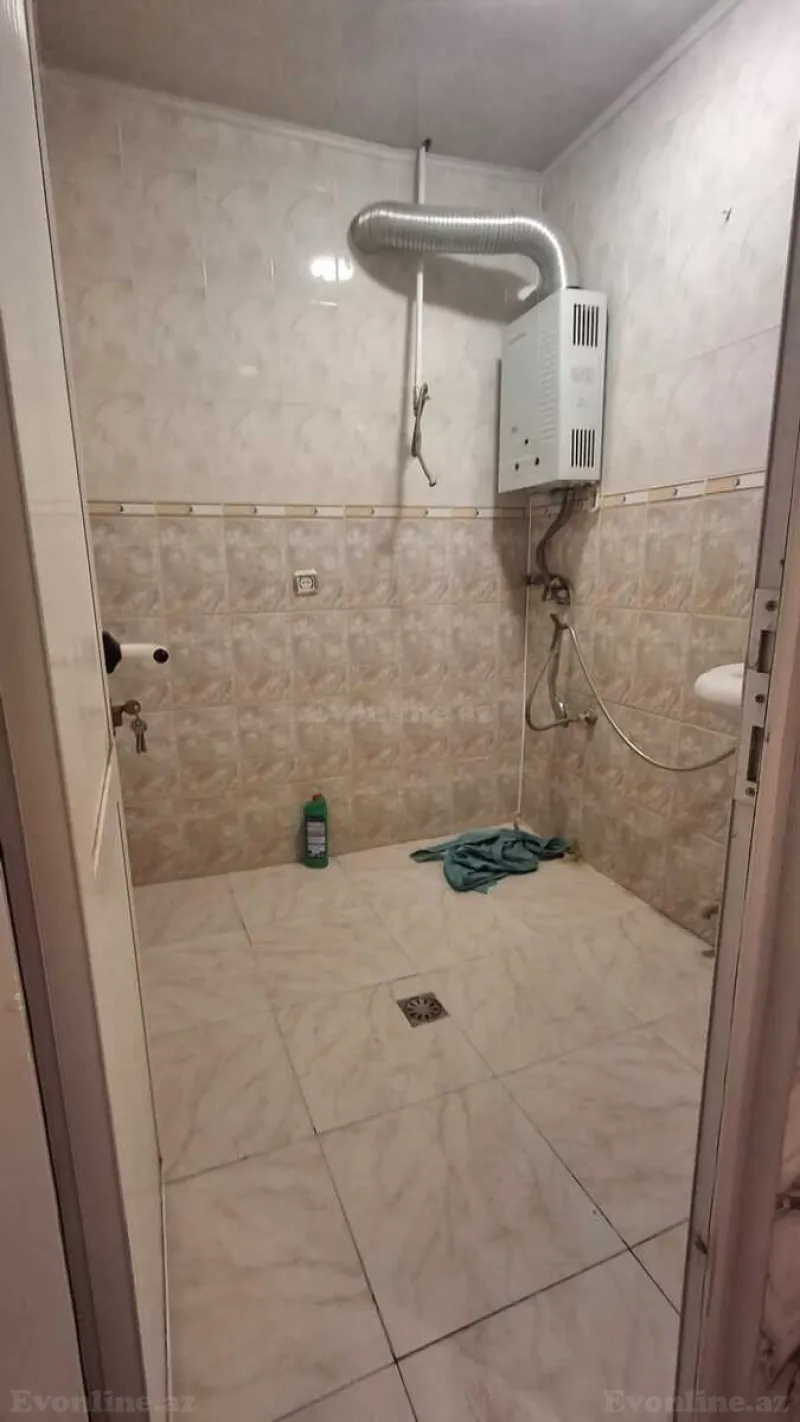 Satılır 2 otaqlı Mənzil Köhnə tikili 45 m² 2-ci mikrorayon - şəkil 13