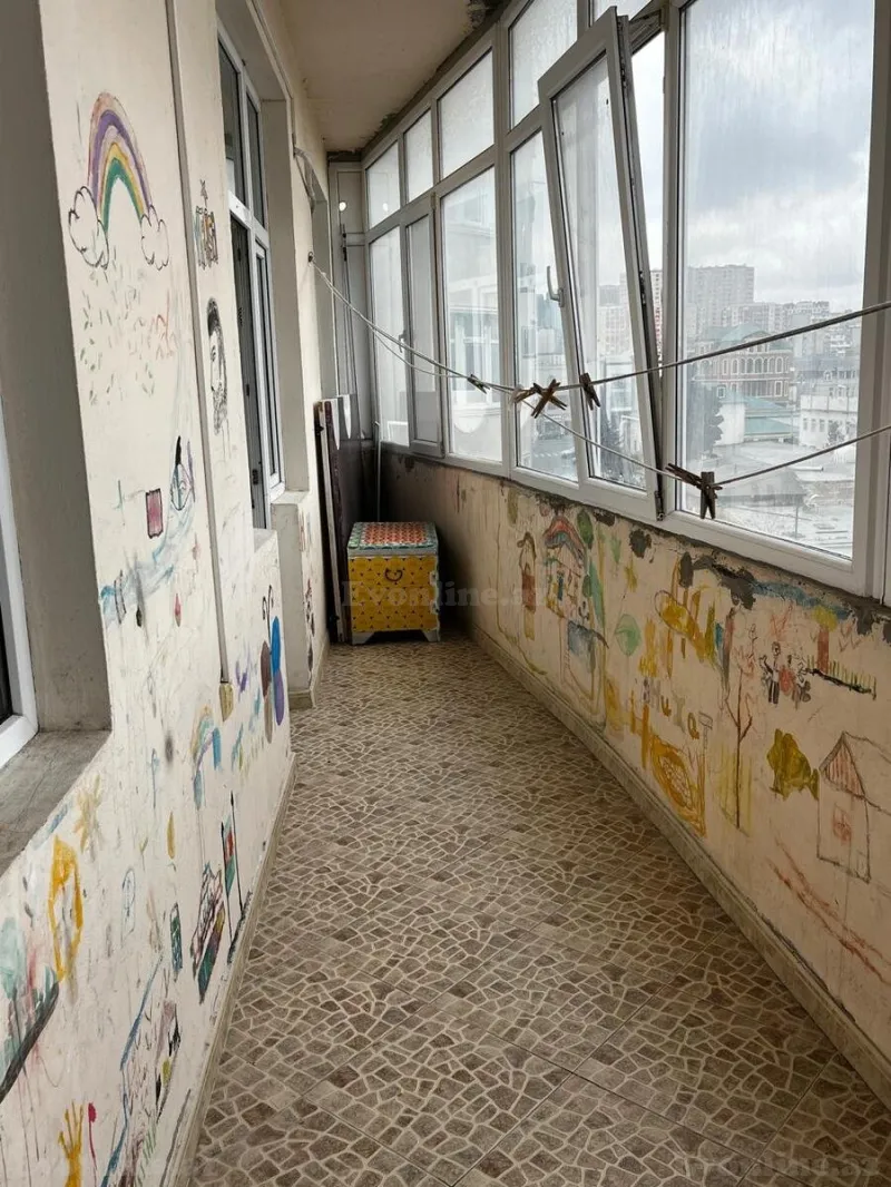 Kirayə verilir 3 otaqlı Mənzil Yeni tikili 98 m² İnşaatçılar m. - şəkil 2