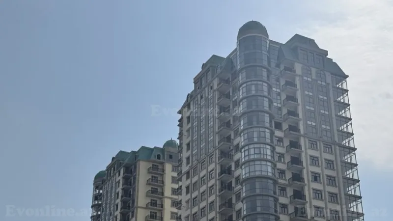 Satılır 4 otaqlı Mənzil Yeni tikili 178 m² Bayıl - şəkil 2