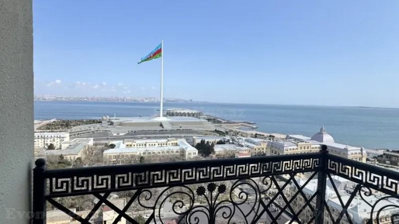 Satılır 4 otaqlı Mənzil Yeni tikili 178 m² Bayıl - şəkil 9