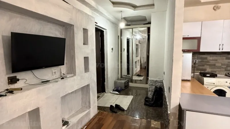 Satılır 2 otaqlı Mənzil Köhnə tikili 50 m² Yeni Yasamal - şəkil 4