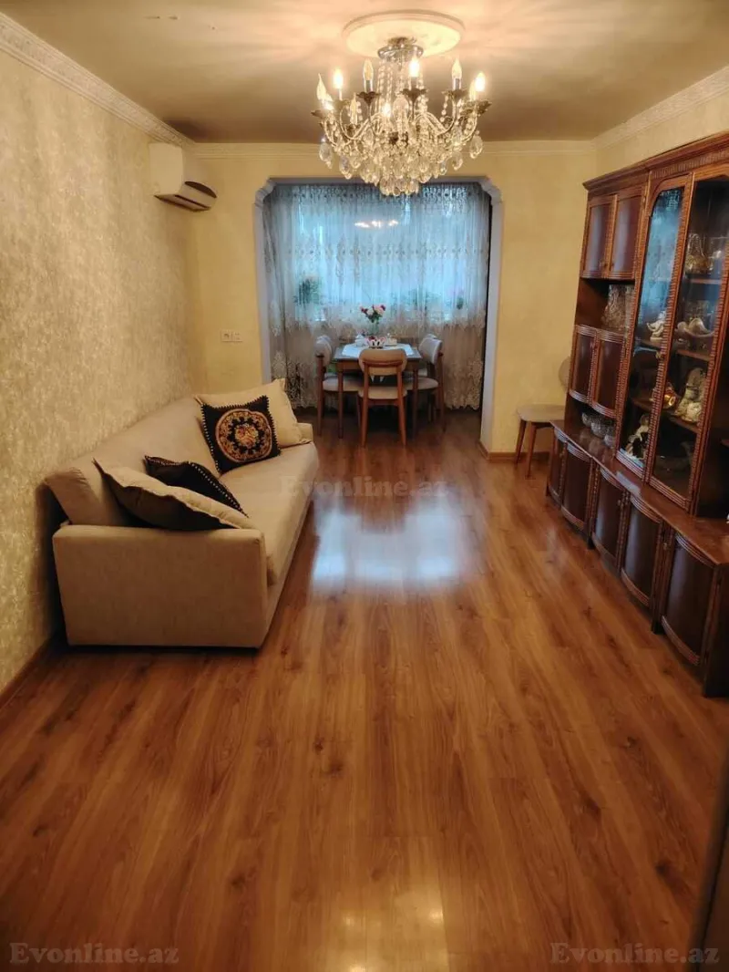 Satılır 3 otaqlı Mənzil Köhnə tikili 65 m² Yasamal