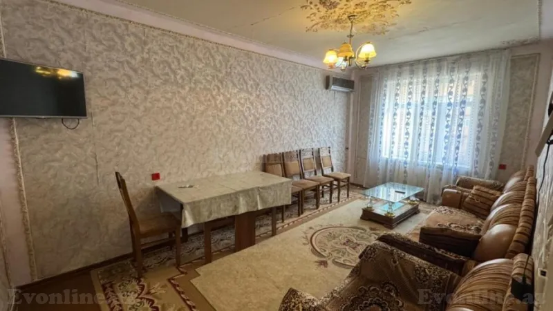 Kirayə verilir 2 otaqlı Mənzil Köhnə tikili 55 m² Qaraçuxur