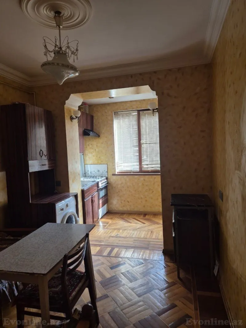 Satılır 2 otaqlı Mənzil Köhnə tikili 49 m² 4-cü mikrorayon - şəkil 9