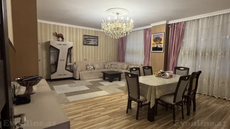 Bakı, Suraxanı r., Massiv Dda 5 otaqlı mənzil satılır