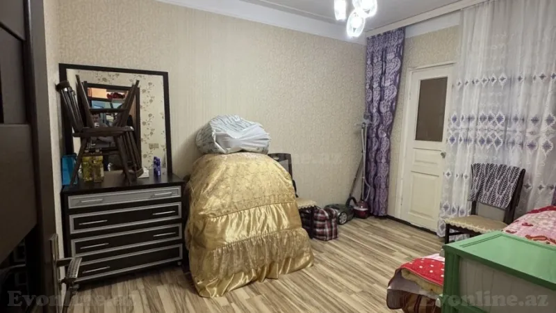 Satılır 5 otaqlı Mənzil Köhnə tikili 120 m² Massiv D - şəkil 3