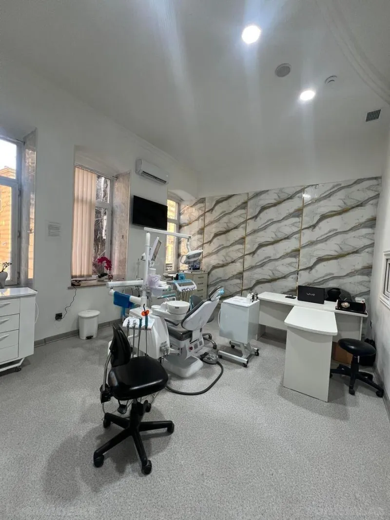 Kirayə verilir Obyekt 100 m² İçərişəhər m.