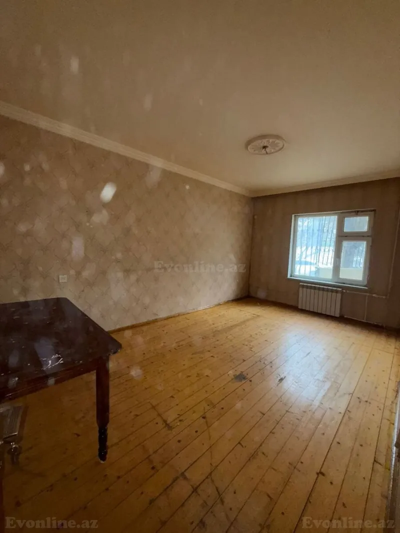 Satılır 4 otaqlı Mənzil Köhnə tikili 80 m² Yeni Yasamal - şəkil 3