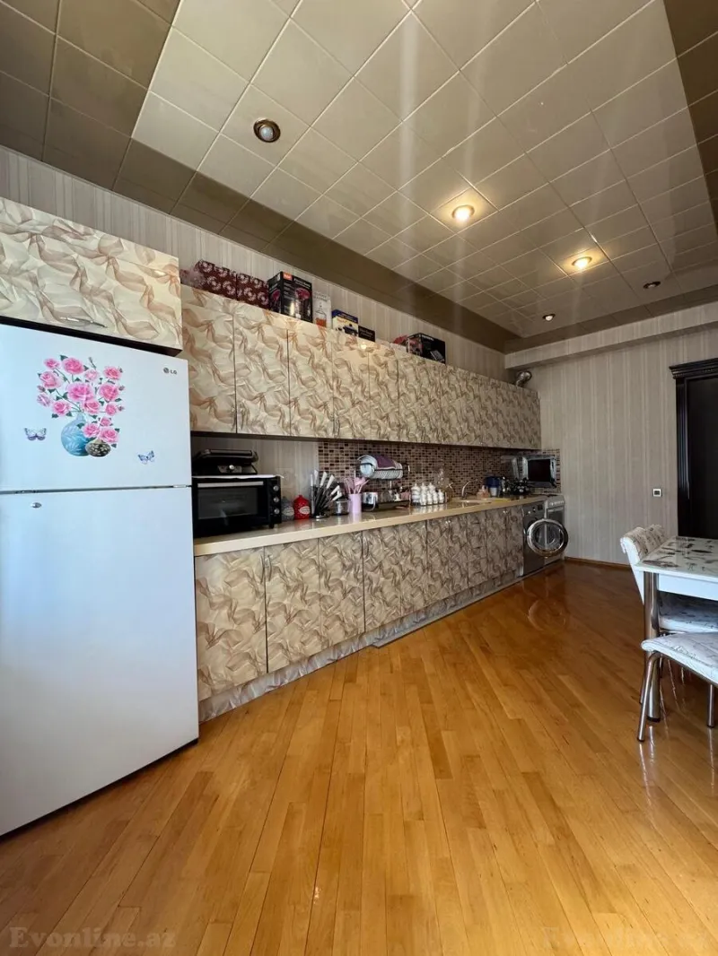 Satılır 3 otaqlı Mənzil Yeni tikili 130 m² 9-cu mikrorayon - şəkil 10