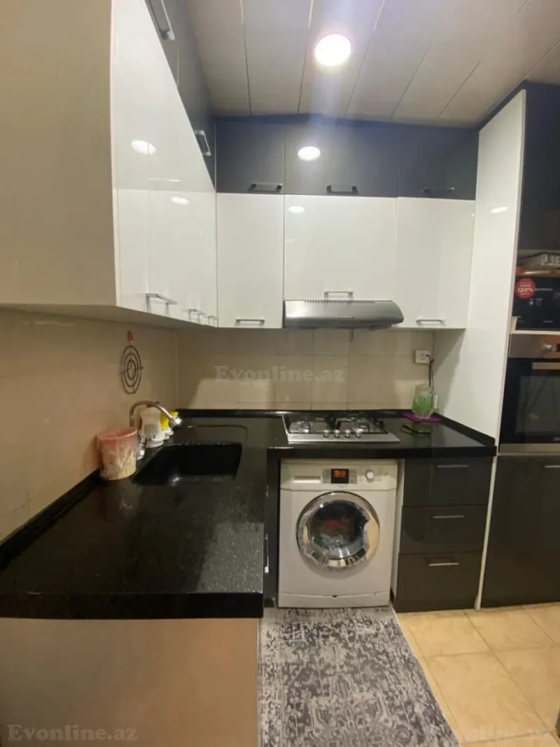 Satılır 2 otaqlı Mənzil Köhnə tikili 50 m² 4-cü mikrorayon - şəkil 7