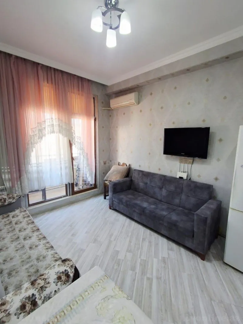 Kirayə verilir 1 otaqlı Mənzil Yeni tikili 40 m² Yasamal