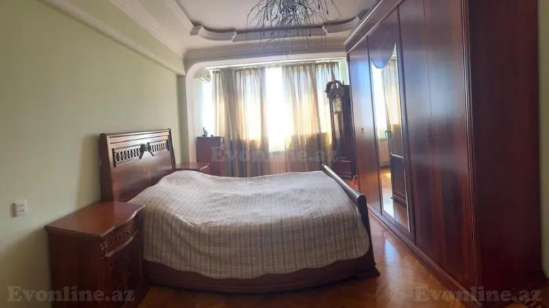 Satılır 2 otaqlı Mənzil Köhnə tikili 60 m² Gənclik m. - şəkil 4