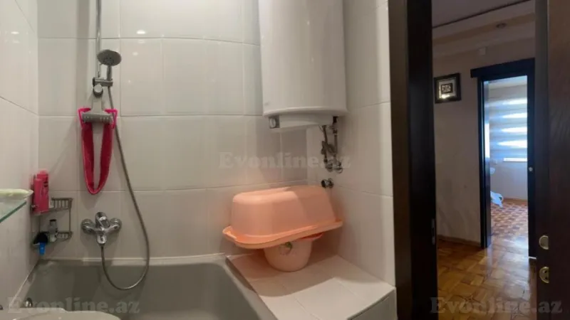 Satılır 2 otaqlı Mənzil Köhnə tikili 60 m² Gənclik m. - şəkil 6