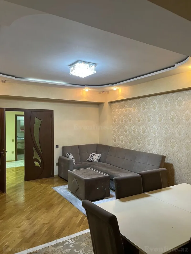 Kirayə verilir 3 otaqlı Mənzil Yeni tikili 130 m² Qara Qarayev m.