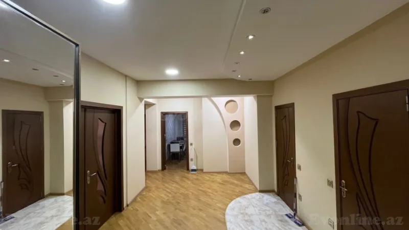 Kirayə verilir 3 otaqlı Mənzil Yeni tikili 130 m² Qara Qarayev m. - şəkil 11