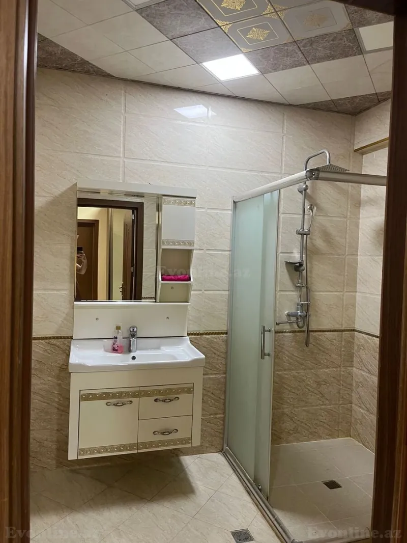 Kirayə verilir 3 otaqlı Mənzil Yeni tikili 130 m² Qara Qarayev m. - şəkil 14