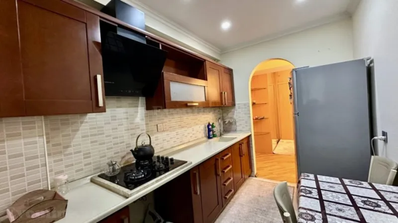 Kirayə verilir 1 otaqlı Mənzil Köhnə tikili 60 m² Bayıl - şəkil 6