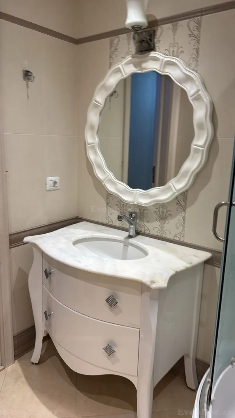 Kirayə verilir 3 otaqlı Mənzil Yeni tikili 95 m² Nizami r. - şəkil 16